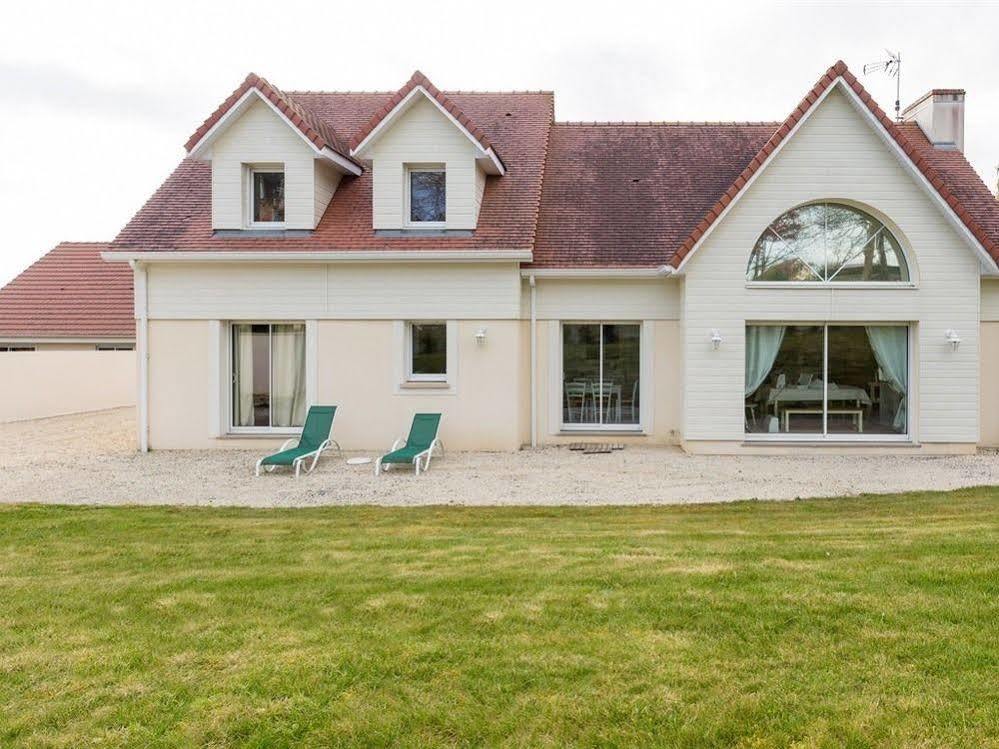 Villa Tracy Guest House Buitenkant foto